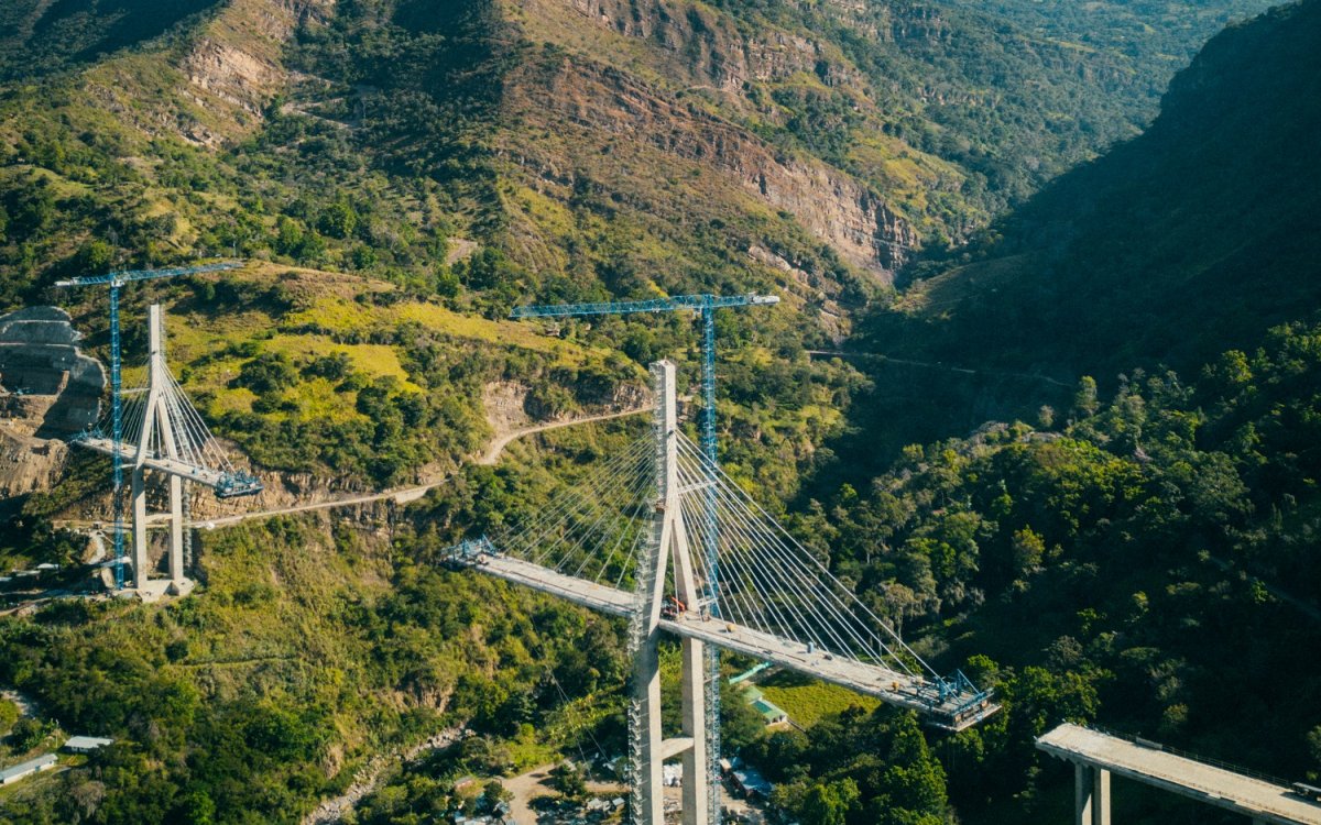 Puente Atirantado Hisgaura