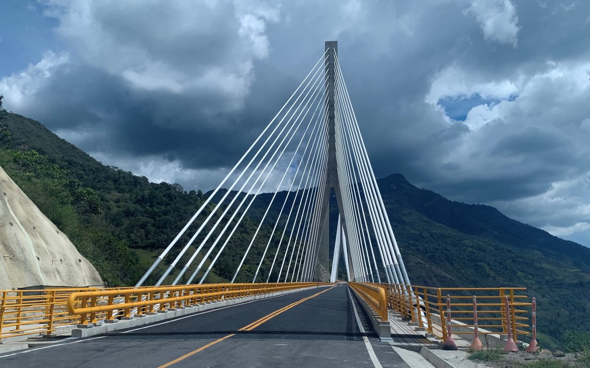 Puente Atirantado Hisgaura