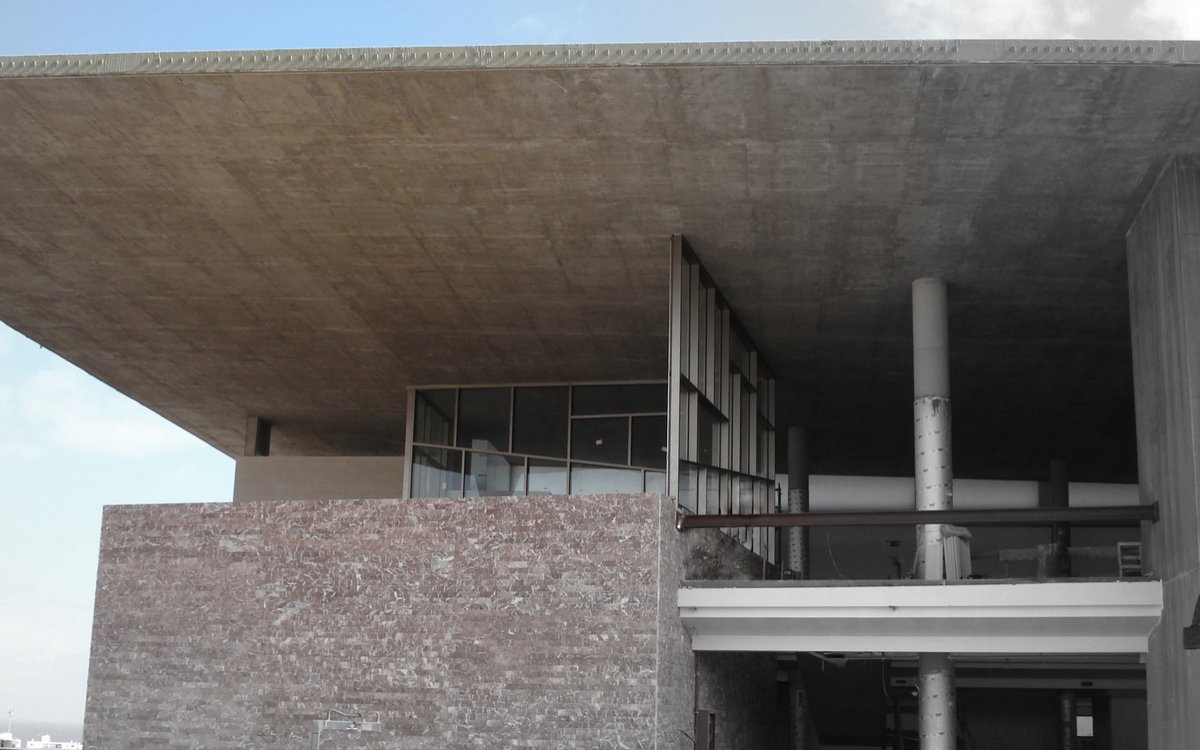 Roof of Medical Center II in Fuerteventura