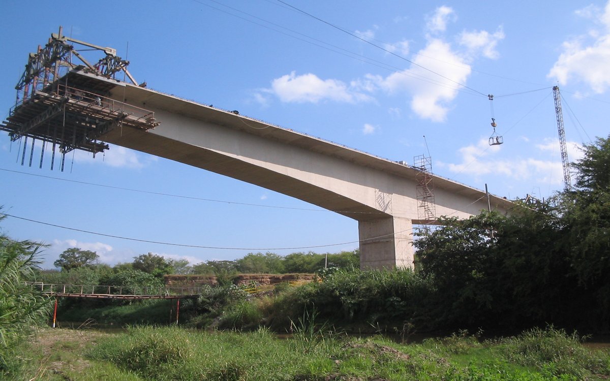 La Gazapa Road Bridge 